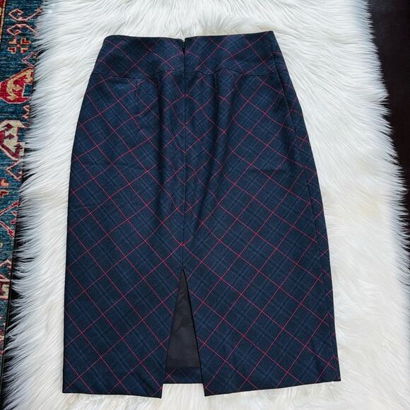 Express Navy and Red Plaid Pencil Skirt - Picture 3 of 4